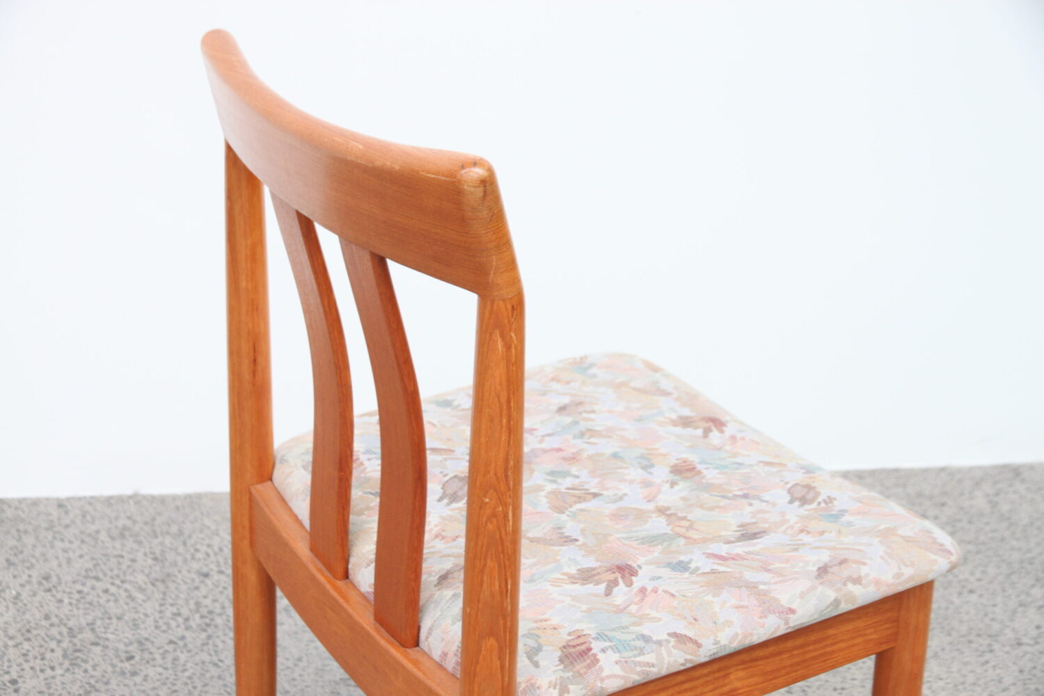 Dining Chairs Made of Solid Teak