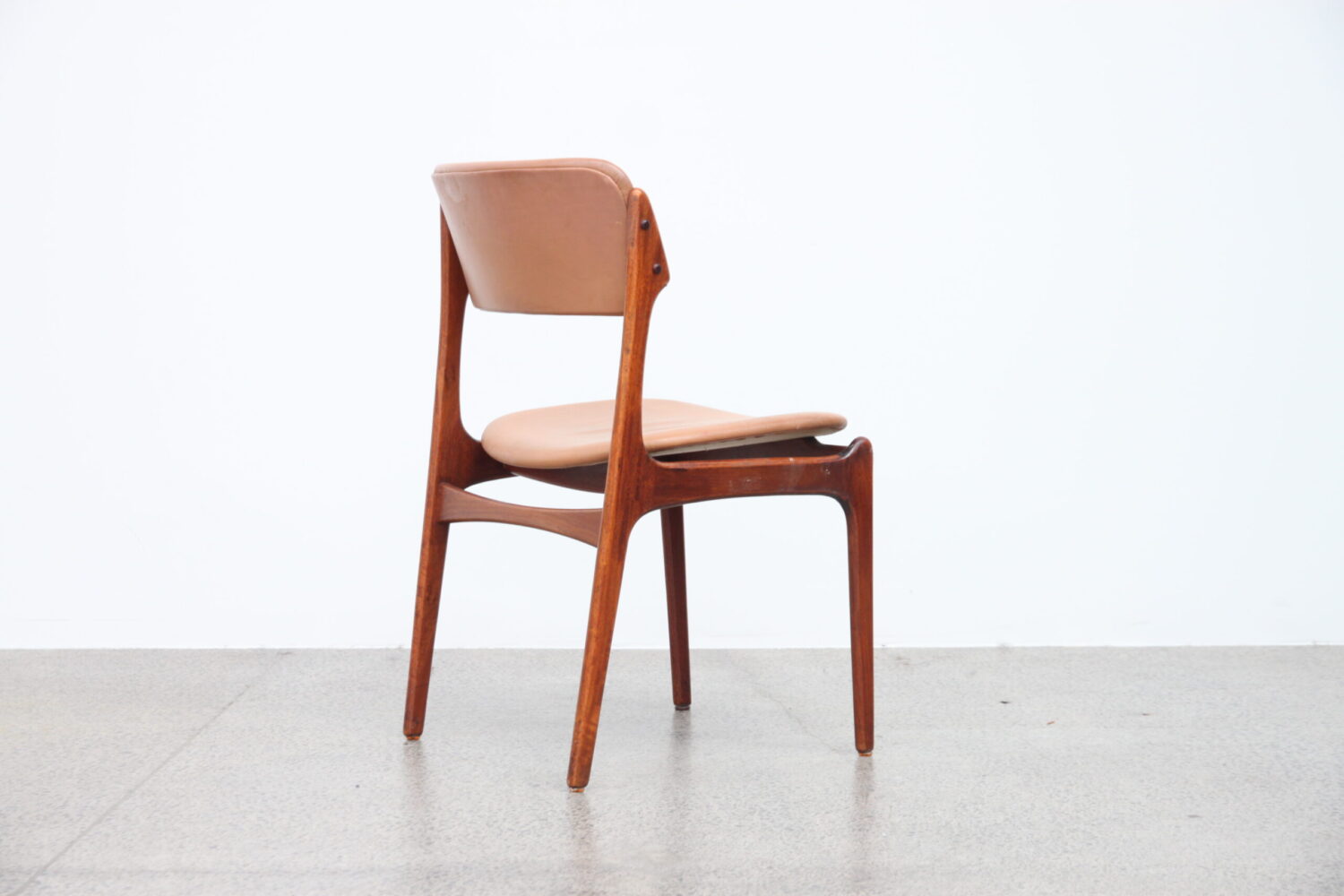 Dining chairs by Erik Buch x4
