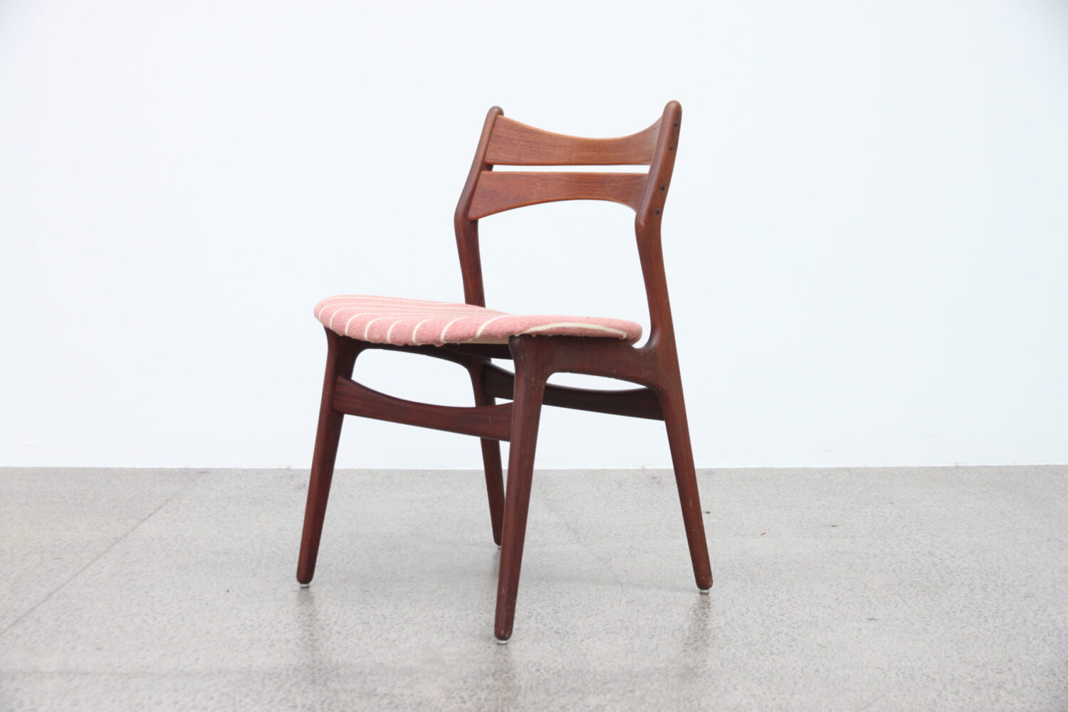 Dining Chairs by Erik Buch model 301