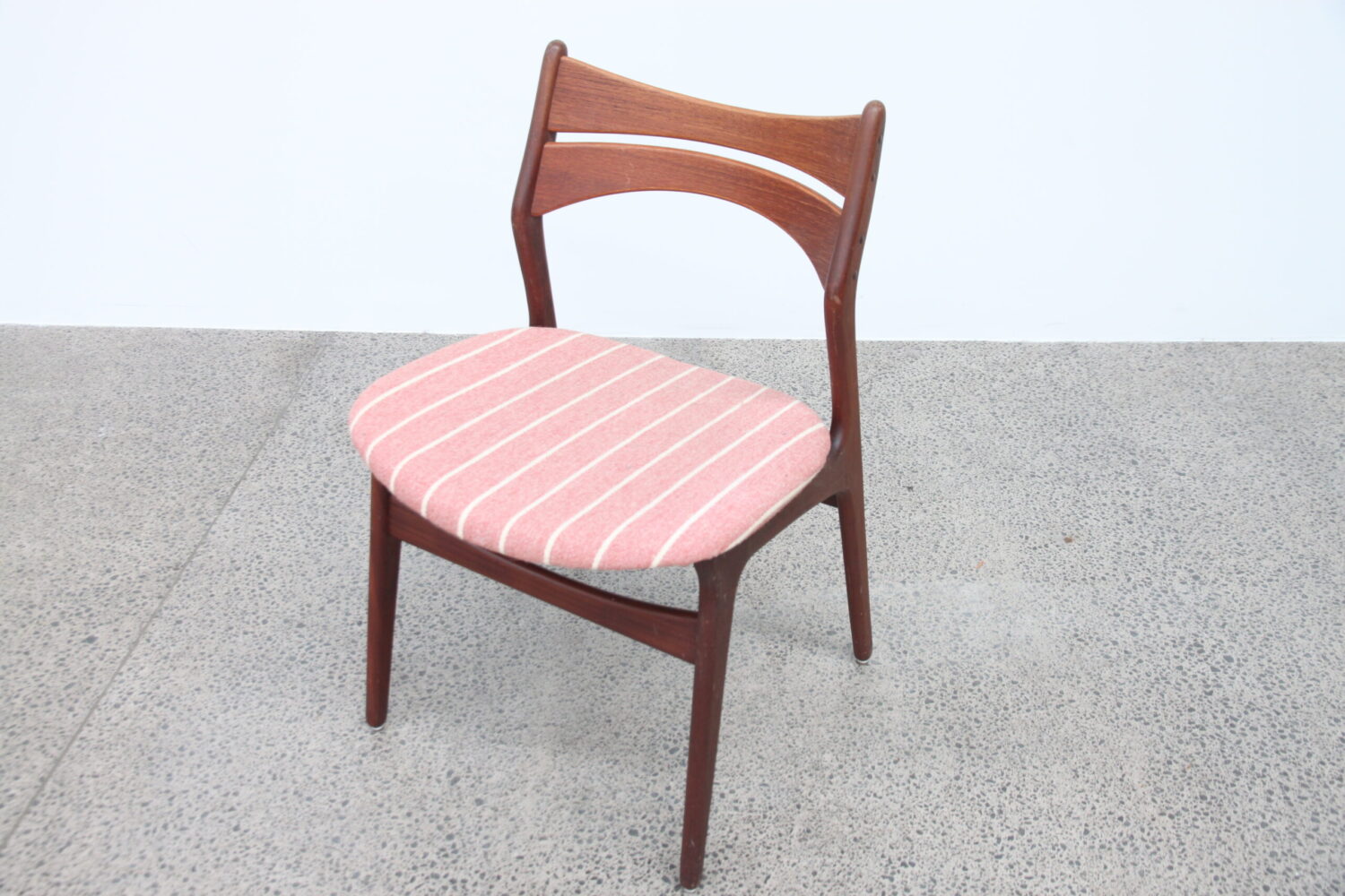Dining Chairs by Erik Buch model 301