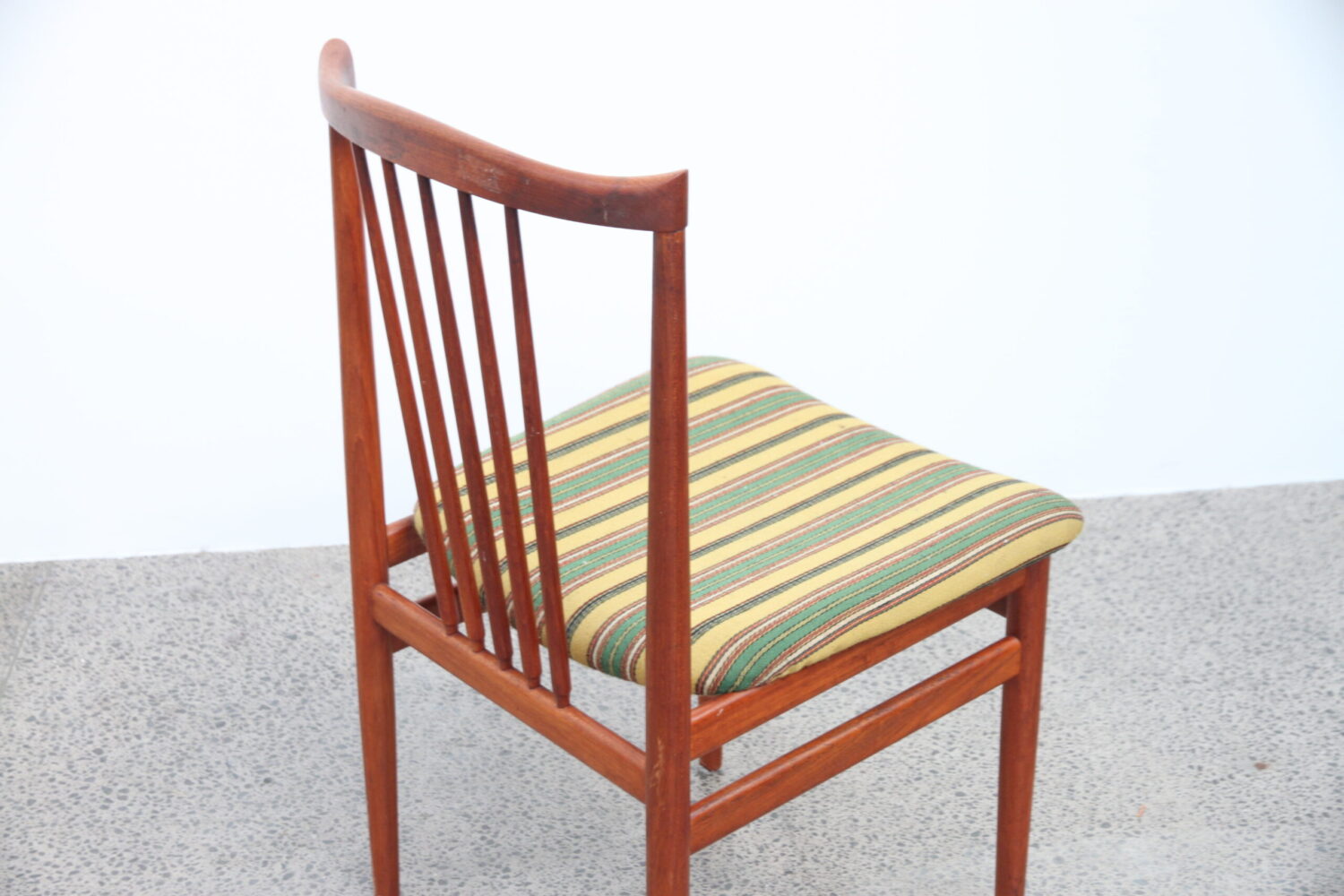 Elegant Dining Chairs x6