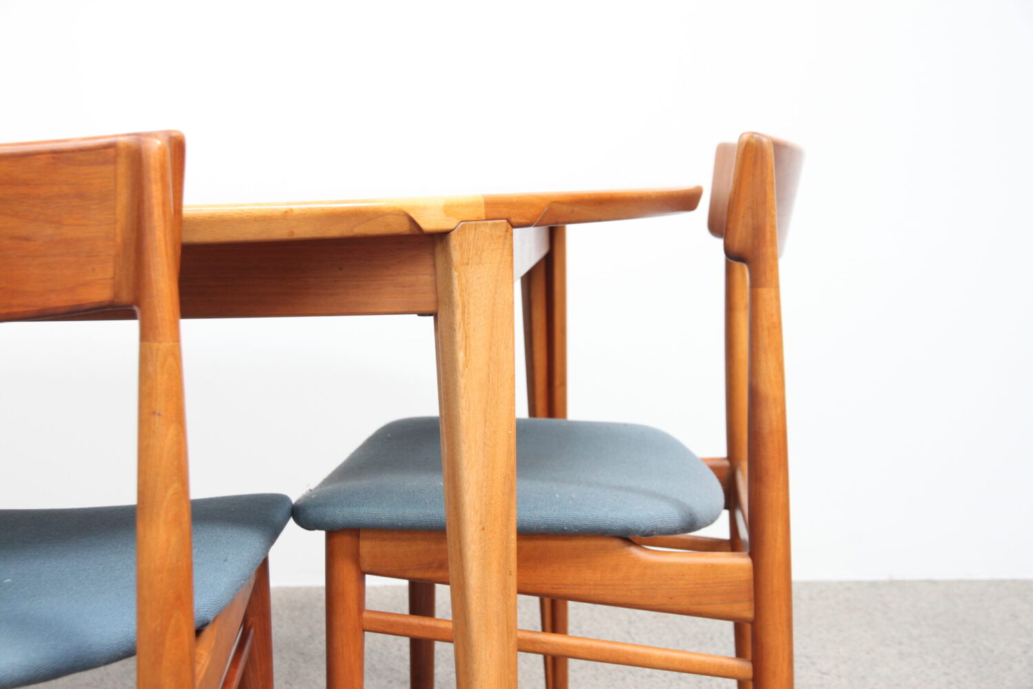 7 Piece Dining Suite by Henry Rosengren Hansen