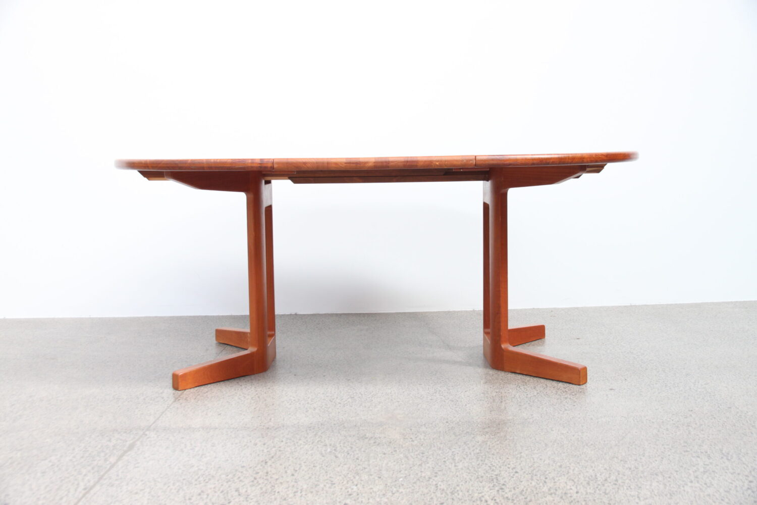 7 Piece Dining Suite with Pedestal Table